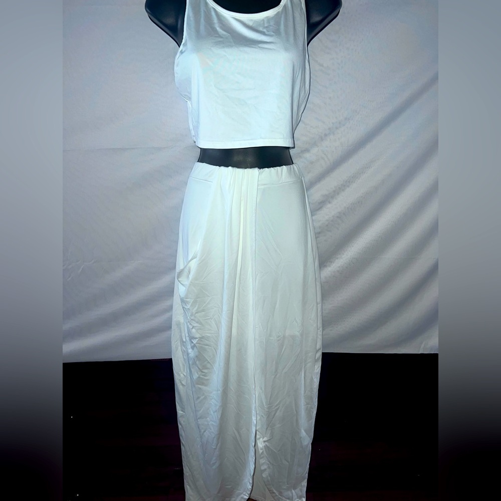 Never Worn 2 Piece White Skirt Set
